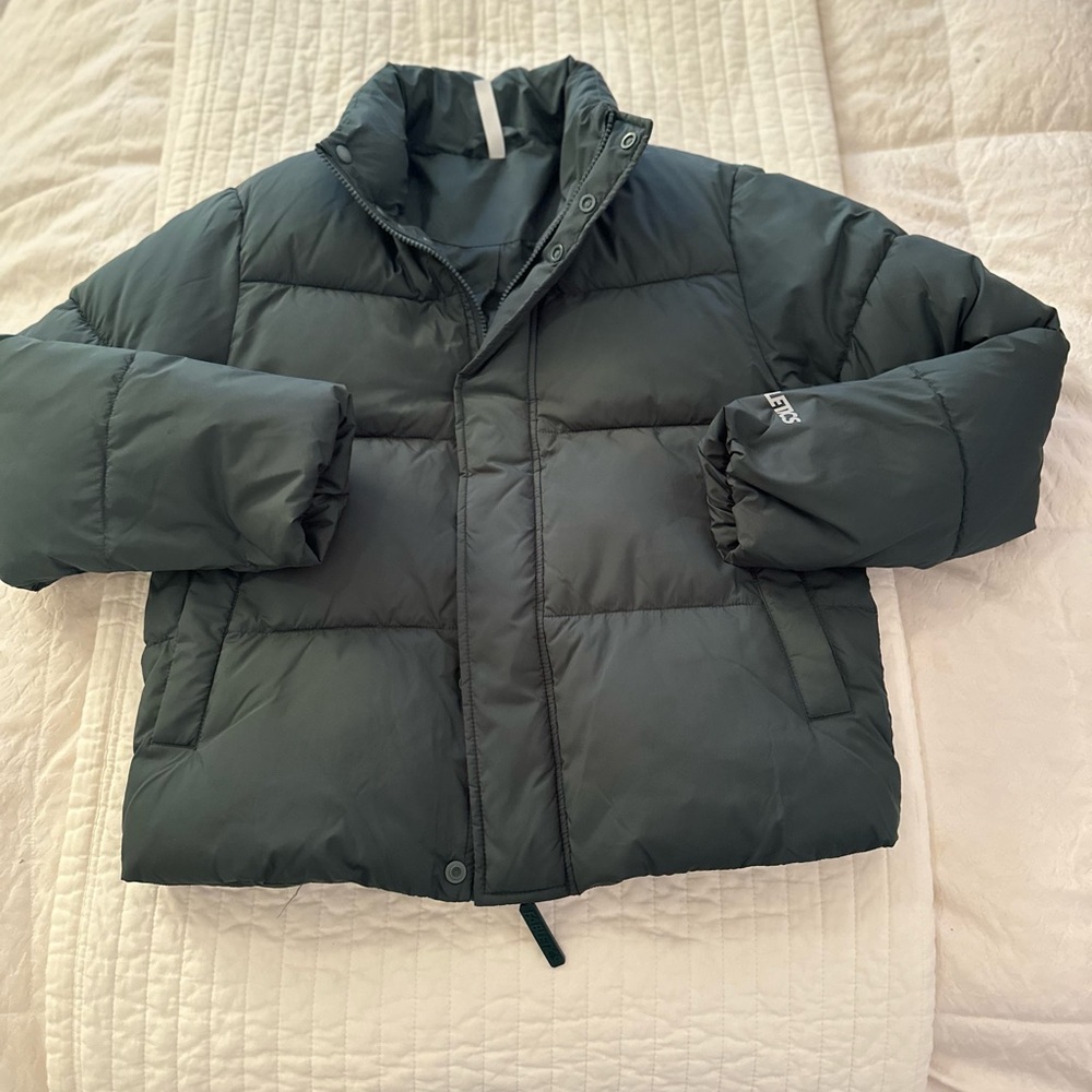 FABLETICS NWOT Women's Classic Forest Green Puffer Jacket